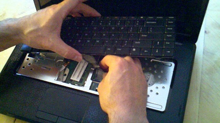 thay bàn phím laptop Dell giá rẻ